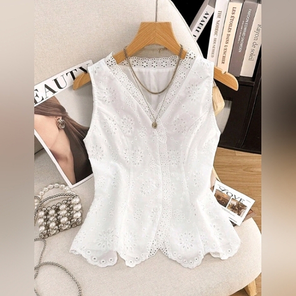 Women's V-Neck Sleeveless Solid Color Hollow Out Embroidered Splice Shi - Picture 1 of 6